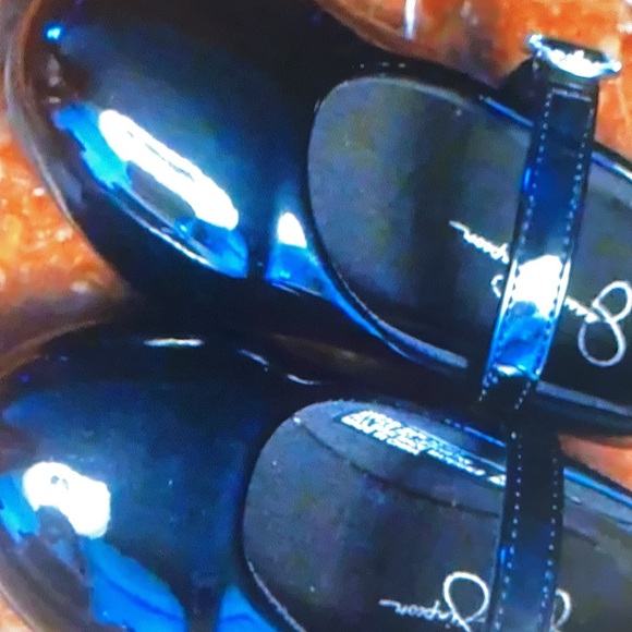 Patent leather shoes - Picture 1 of 5